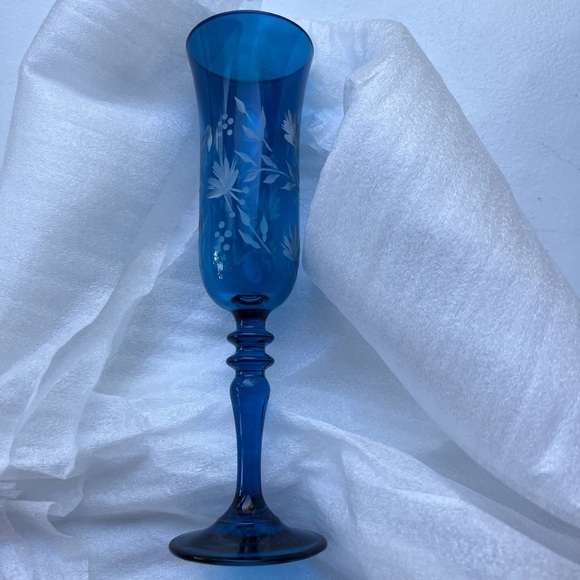 NIB Anthropologie Hand-carved Sofia Flutes, Set of 4 - Picture 7 of 10